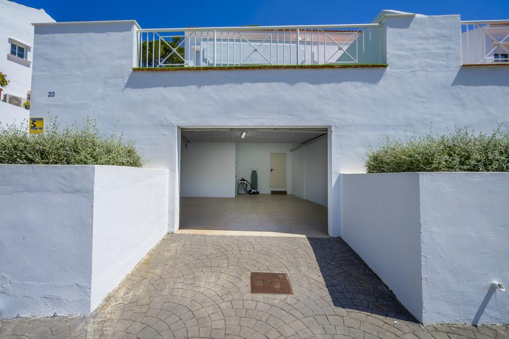 Cabopino House -